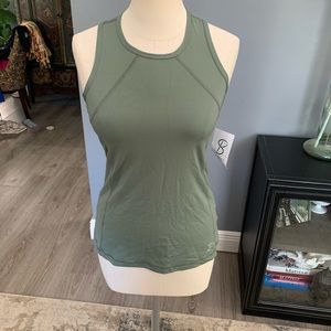 BNWT Sofibella workout tank